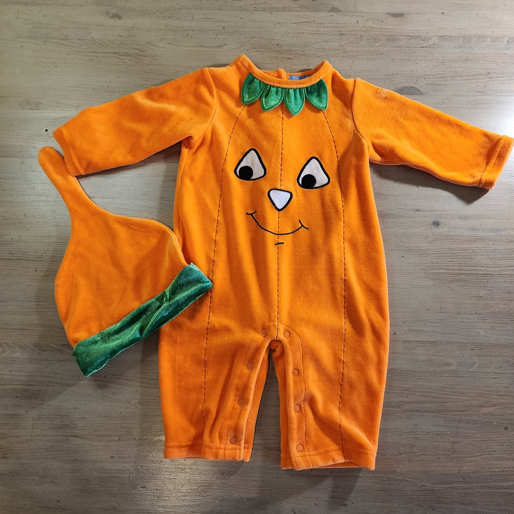 Charming Orange Pumpkin Bodysuit with Hat